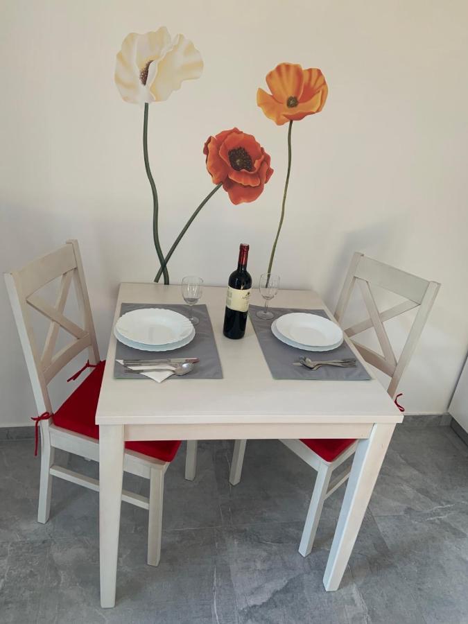 Apartment Bono Porec Bagian luar foto