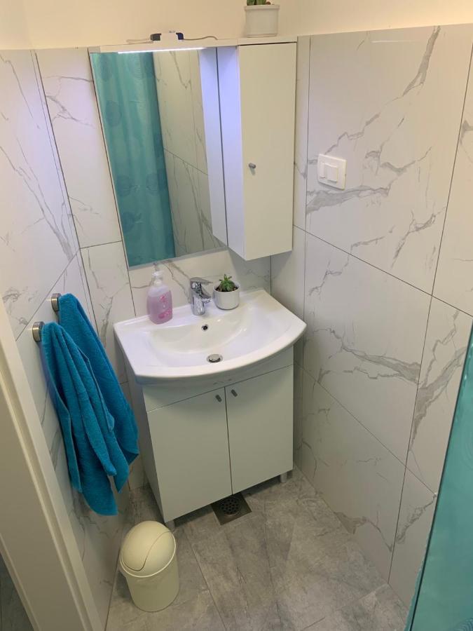 Apartment Bono Porec Bagian luar foto