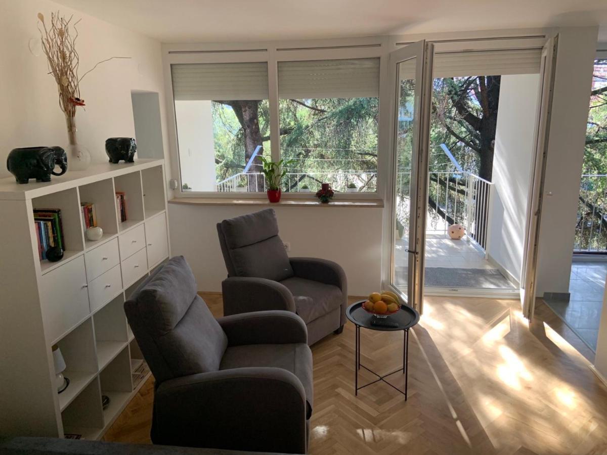 Apartment Bono Porec Bagian luar foto